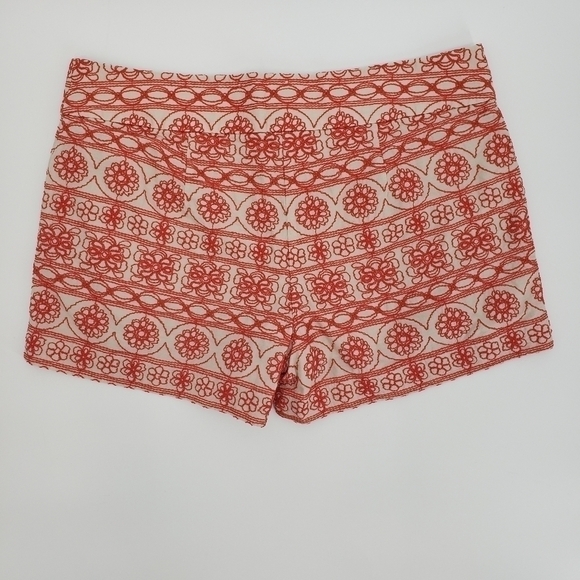 𝅺ANN Taylor Loft Floral Embroidered Red Shorts, Size 4 - Picture 2 of 7